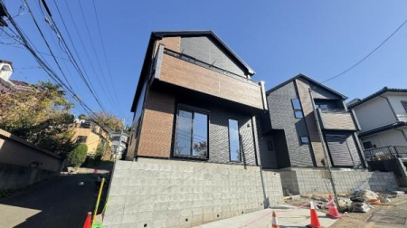 �_�ސ쌧���s�����捂��5���ڂ̐V�z��ˌ��Ă̌��n�O�ώʐ^