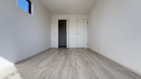 �_�ސ쌧���s�����捂��5���ڂ̐V�z��ˌ��Ă̗m��