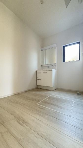 �_�ސ쌧���s�����捂��5���ڂ̐V�z��ˌ��Ă̐��ʑ�E���ʏ�