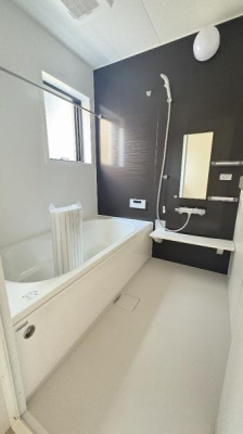 �_�ސ쌧���s�����捂��5���ڂ̐V�z��ˌ��Ă̗���