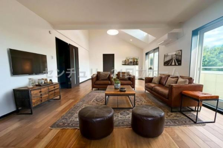 �_�ސ쌧���l�s�˒ˋ拂��4���ڂ̒��È�ˌ��Ẵ��r���O