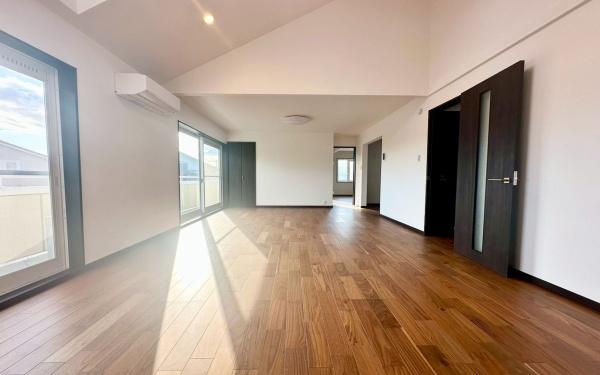 �_�ސ쌧���l�s�˒ˋ拂��4���ڂ̒��È�ˌ��Ẵ��r���O