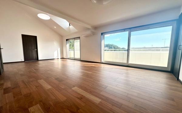 �_�ސ쌧���l�s�˒ˋ拂��4���ڂ̒��È�ˌ��Ẵ��r���O