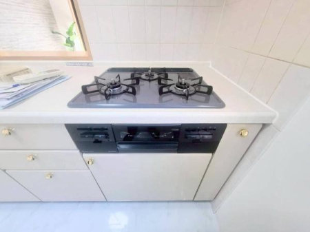 �_�ސ쌧���l�s��q��ێR1���ڂ̒��Ã}���V�����̃L�b�`��