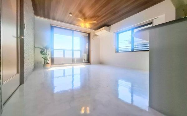 �_�ސ쌧���l�s��q��ێR1���ڂ̒��Ã}���V�����̃��r���O