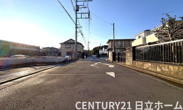 �_�ސ쌧���l�s���J�戢�v�a��3���ڂ̐V�z��ˌ��Ă̑O�ʓ��H�܂ތ��n�ʐ^