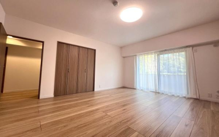 �_�ސ쌧���l�s���捪�ݒ�2���ڂ̒��Ã}���V�����̎q������