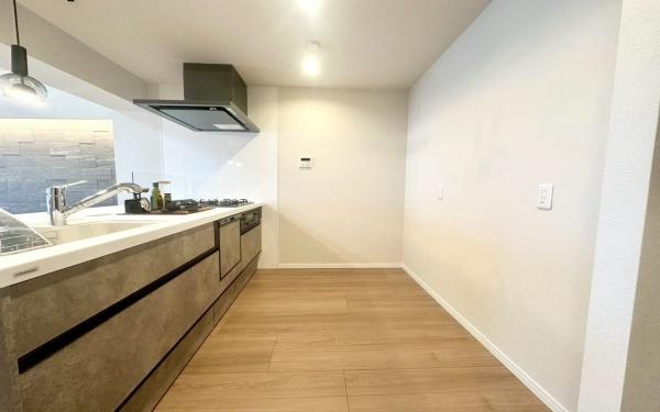 �_�ސ쌧���l�s�h��}��3���ڂ̒��Ã}���V�����̃L�b�`��