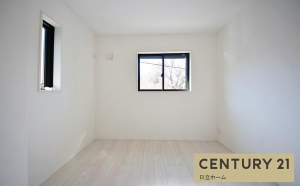 �_�ސ쌧���l�s����s�򒬂̐V�z��ˌ��Ă̎q������