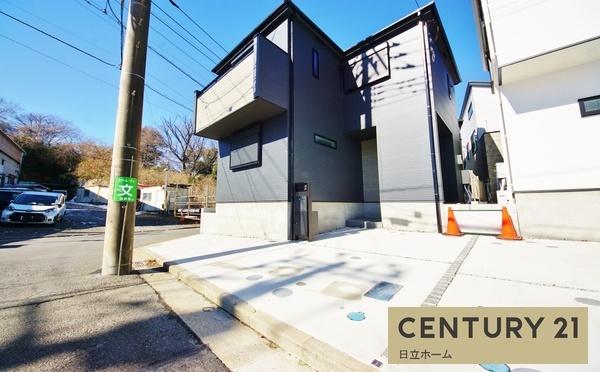 �_�ސ쌧���l�s����s�򒬂̐V�z��ˌ��Ă̒��ԏ�