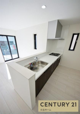 �_�ސ쌧���l�s����s�򒬂̐V�z��ˌ��ẴL�b�`��