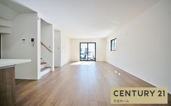 �_�ސ쌧���l�s����s�򒬂̐V�z��ˌ��Ẵ��r���O