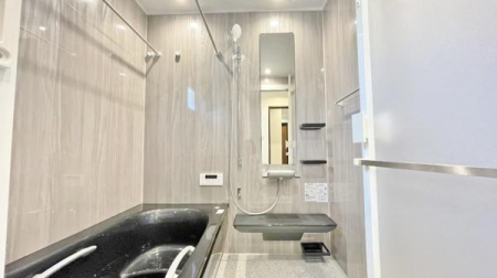 �_�ސ쌧���q�s���J2���ڂ̐V�z��ˌ��Ă̗���