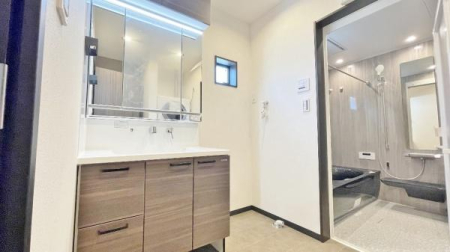 �_�ސ쌧���q�s���J2���ڂ̐V�z��ˌ��Ă̐��ʑ�E���ʏ�