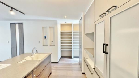 �_�ސ쌧���q�s���J2���ڂ̐V�z��ˌ��ẴL�b�`��