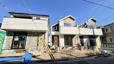 �_�ސ쌧���l�s��q�扪��1���ڂ̐V�z��ˌ��Ă̌��n�O�ώʐ^