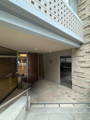 �_�ސ쌧���l�s����Z�g��1���ڂ̒��Ã}���V�����̃G���g�����X