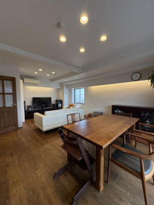 �_�ސ쌧���l�s����Z�g��1���ڂ̒��Ã}���V�����̃��r���O