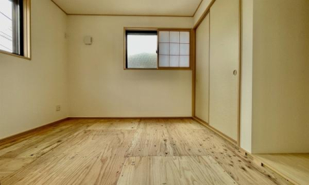 �_�ސ쌧���l�s���V�����̐V�z��ˌ��Ă̐Q��