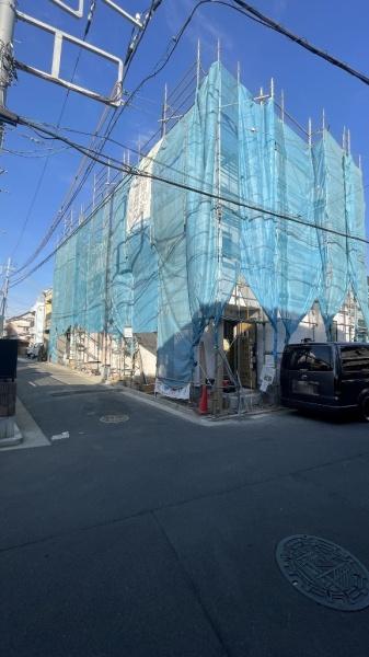 �_�ސ쌧���l�s���擌�v�ے��̐V�z��ˌ��Ă̑O�ʓ��H�܂ތ��n�ʐ^