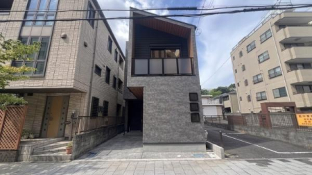 �_�ސ쌧���l�s�_�ސ��ؒ��̐V�z��ˌ��Ă̌��n�O�ώʐ^