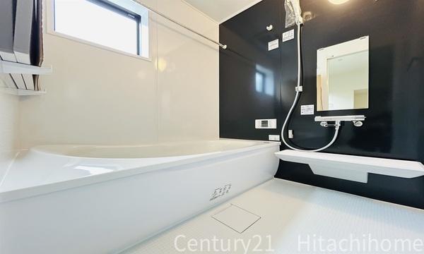 �_�ސ쌧���l�s��q��m����3���ڂ̐V�z��ˌ��Ă̗���