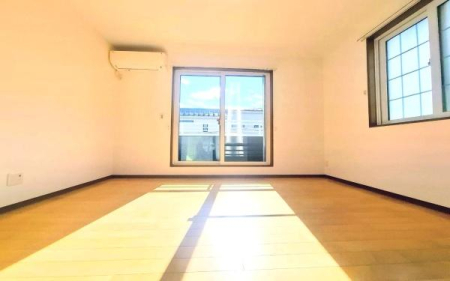 �_�ސ쌧���l�s�����\����2���ڂ̒��È�ˌ��Ă̎q������