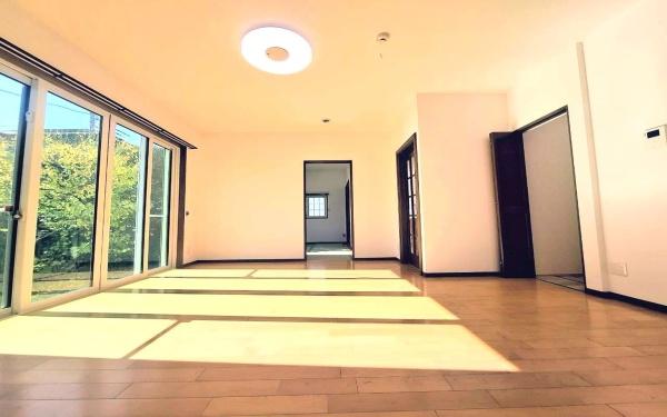 �_�ސ쌧���l�s�����\����2���ڂ̒��È�ˌ��Ẵ��r���O