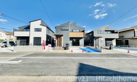 �_�ސ쌧���l�s�t��j��2���ڂ̐V�z��ˌ��Ă̑O�ʓ��H�܂ތ��n�ʐ^