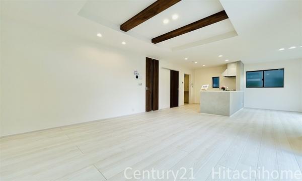 �_�ސ쌧���l�s�t��j��2���ڂ̐V�z��ˌ��Ẵ��r���O