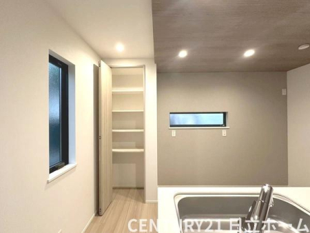 �_�ސ쌧���s�����捂��2���ڂ̐V�z��ˌ��Ă̎��[