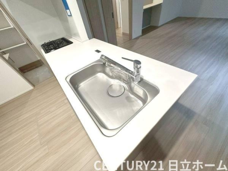 �_�ސ쌧���s�����捂��2���ڂ̐V�z��ˌ��ẴL�b�`��