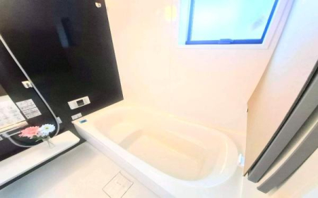 �_�ސ쌧���l�s�����Z�Y��3���ڂ̐V�z��ˌ��Ă̗���