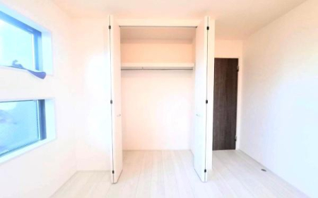 �_�ސ쌧���l�s�����Z�Y��3���ڂ̐V�z��ˌ��Ă̎��[