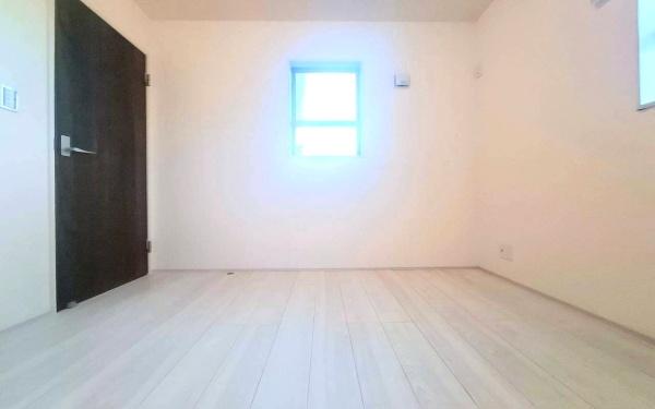 �_�ސ쌧���l�s�����Z�Y��3���ڂ̐V�z��ˌ��Ă̗m��