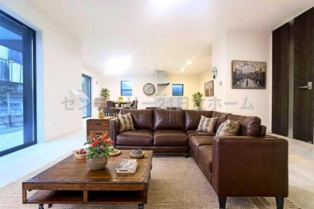 �_�ސ쌧���l�s�����Z�Y��3���ڂ̐V�z��ˌ��Ẵ��r���O