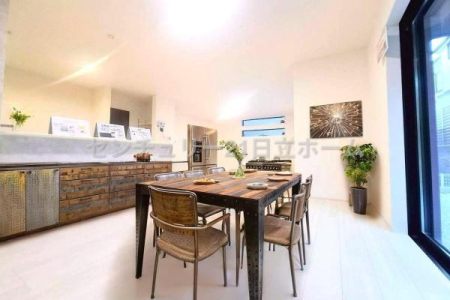 �_�ސ쌧���l�s�����Z�Y��3���ڂ̐V�z��ˌ��Ẵ��r���O