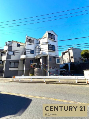 �_�ސ쌧���s�����擌�S���u2���ڂ̒��È�ˌ��Ă̑O�ʓ��H�܂ތ��n�ʐ^