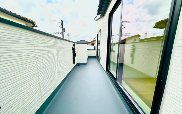 �_�ސ쌧���l�s�s�}�擌�R�c4���ڂ̐V�z��ˌ��Ẵo���R�j�[