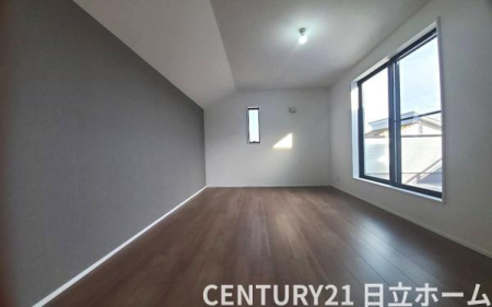 �_�ސ쌧���l�s����折���J��4���ڂ̐V�z��ˌ��Ă̐Q��