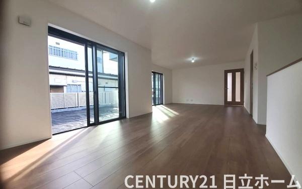 �_�ސ쌧���l�s����折���J��4���ڂ̐V�z��ˌ��Ẵ��r���O