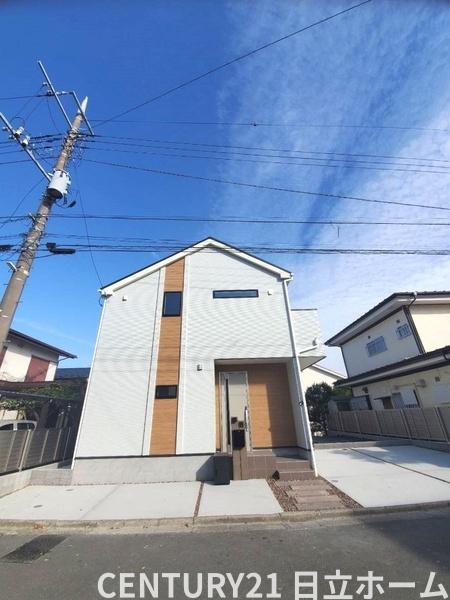 �_�ސ쌧���l�s����折���J��4���ڂ̐V�z��ˌ��Ă̑O�ʓ��H�܂ތ��n�ʐ^