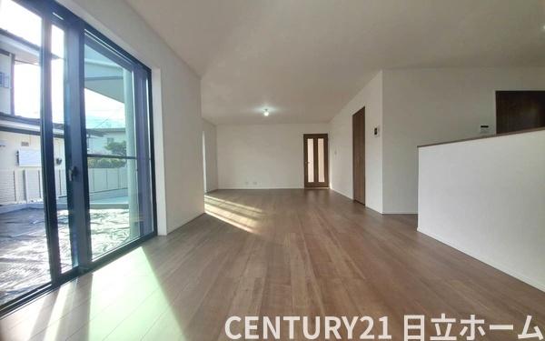 �_�ސ쌧���l�s����折���J��4���ڂ̐V�z��ˌ��Ẵ��r���O