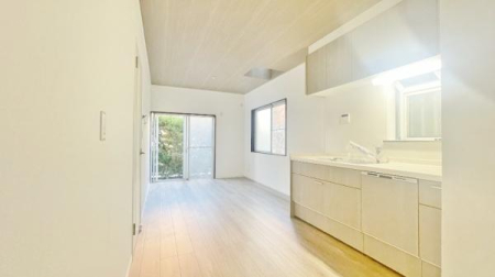 �_�ސ쌧���l�s�t��c�ޒ��̒��È�ˌ��Ẵ��r���O