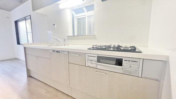 �_�ސ쌧���l�s�t��c�ޒ��̒��È�ˌ��ẴL�b�`��