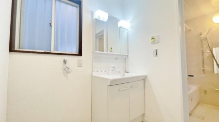 �_�ސ쌧���l�s�t��c�ޒ��̒��È�ˌ��Ă̐��ʑ�E���ʏ�