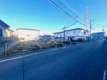 �_�ސ쌧���l�s���J�戢�v�a��2���ڂ̓y�n�̑O�ʓ��H�܂ތ��n�ʐ^