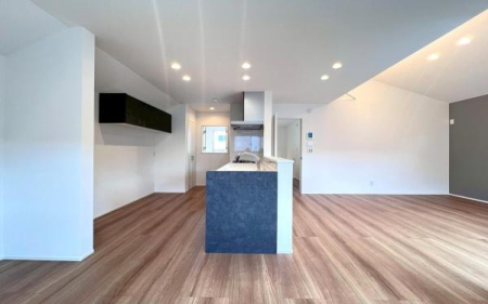 �_�ސ쌧���l�s�h��ѓ����̐V�z��ˌ��ẴL�b�`��