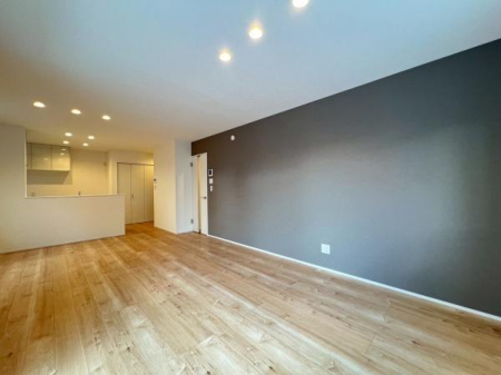 �_�ސ쌧���l�s�h��ѓ����̐V�z��ˌ��Ẵ��r���O