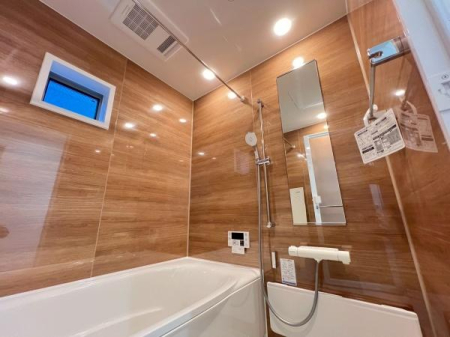 �_�ސ쌧���l�s�h��ѓ����̐V�z��ˌ��Ă̗���